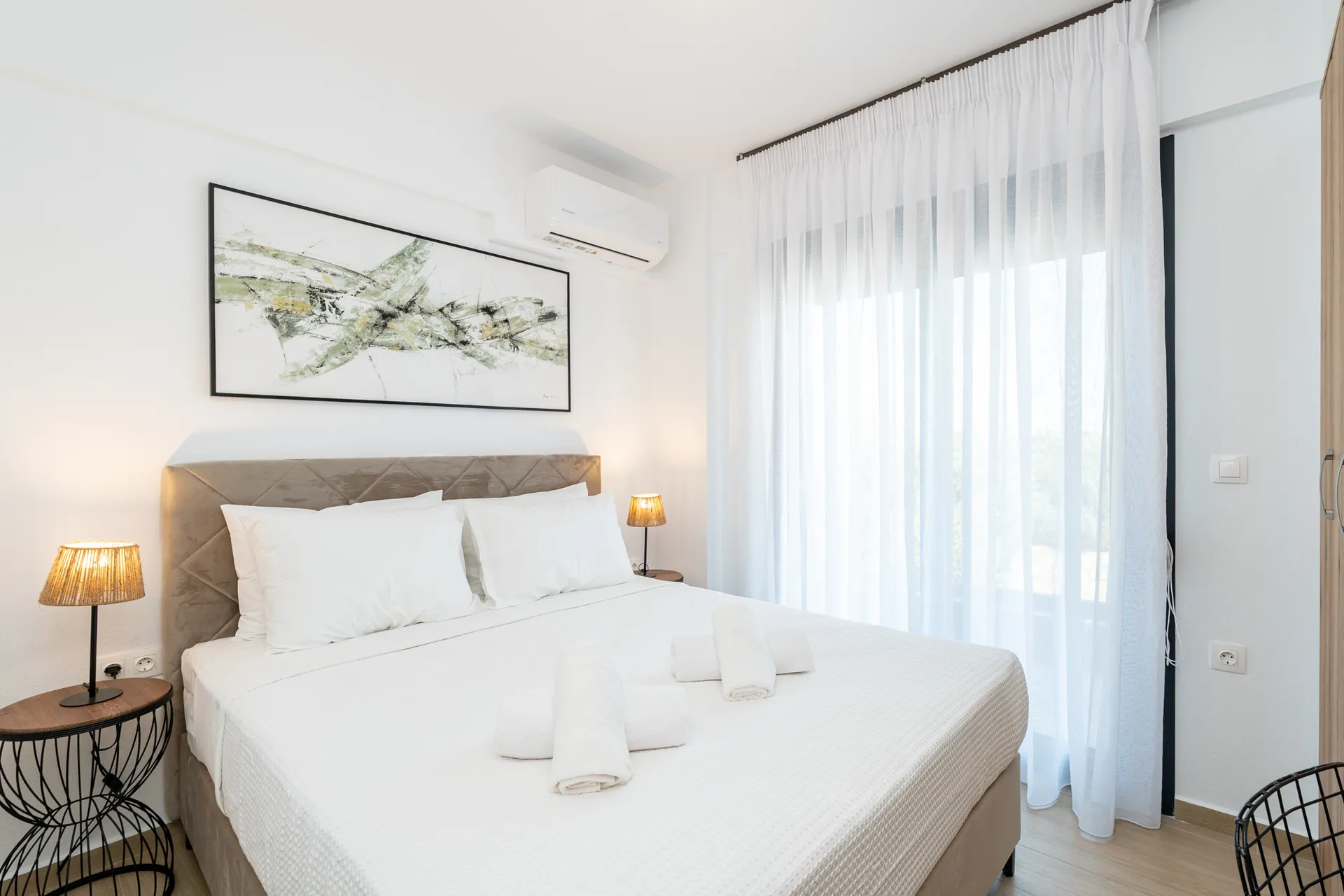 Tiara Holidays - White Dream Residential Complex - One-bedroom Apartment With Pool Access - spavaća soba